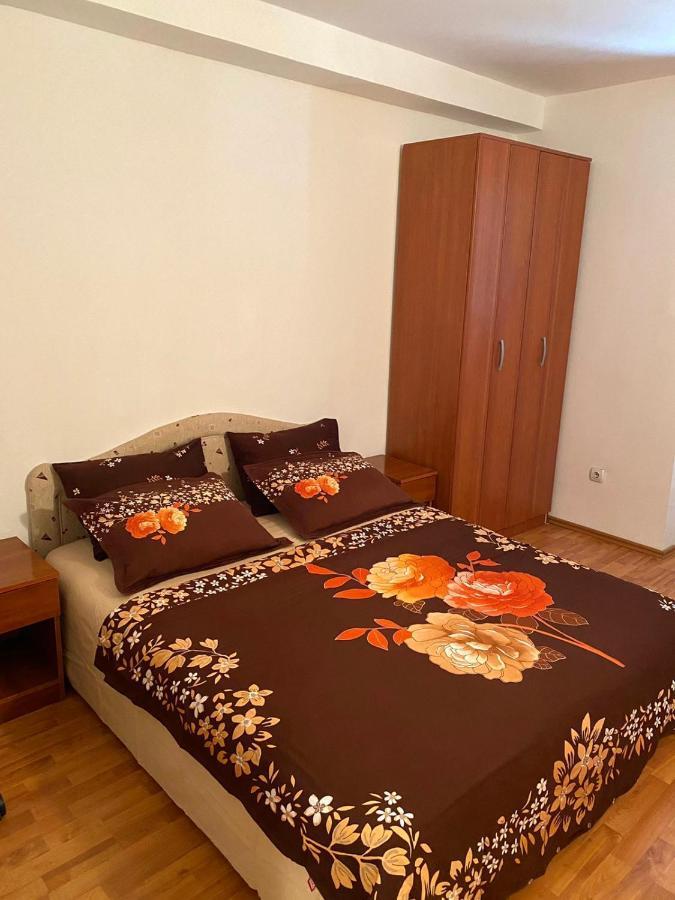 Apartments Teodora Obala Petrovac Exterior foto