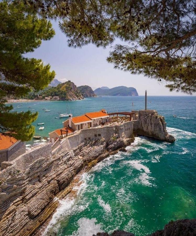 Apartments Teodora Obala Petrovac Exterior foto